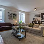 32 -lovely 2 Bedroom In Principe Real *