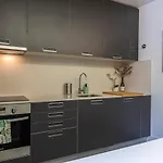 32 -lovely 2 Bedroom In Principe Real Lissabon