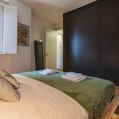 32 -lovely 2 Bedroom In Principe Real * Lisboa