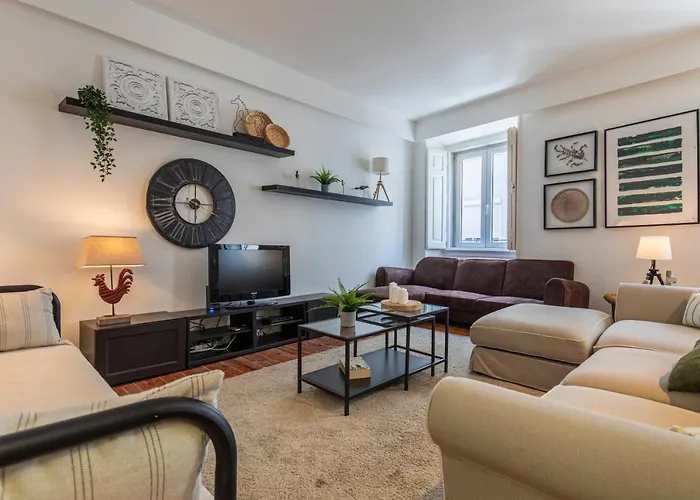 דירה 32 -lovely 2 Bedroom In Principe Real ליסבון