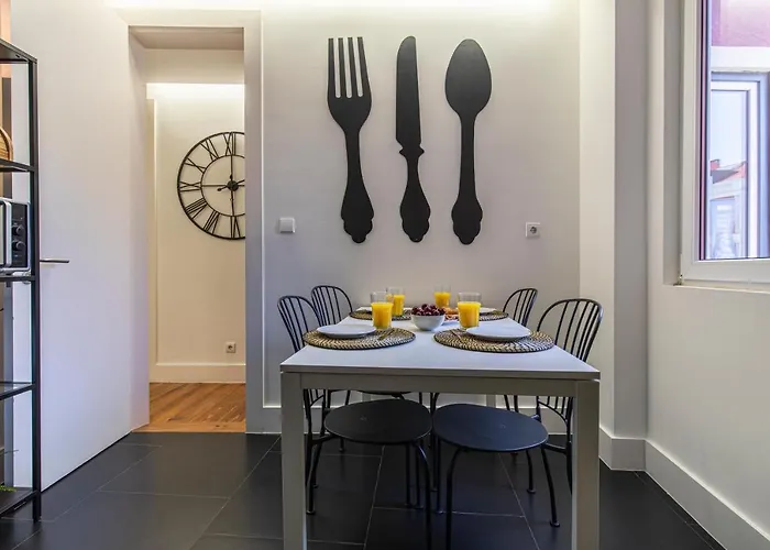 Appartement 32 -lovely 2 Bedroom In Principe Real Lissabon