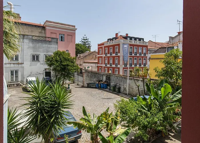32 -lovely 2 Bedroom In Principe Real * ליסבון